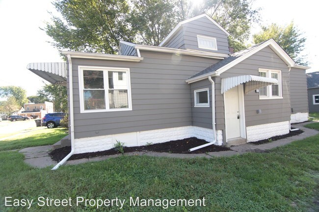Building Photo - 2 br, 1 bath House - 3400 14th Ave.