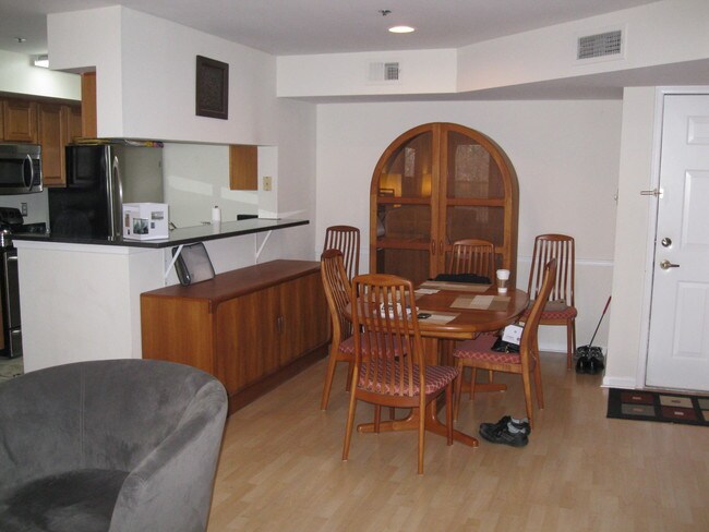 Dining Room - 3311 Wyndham Cir