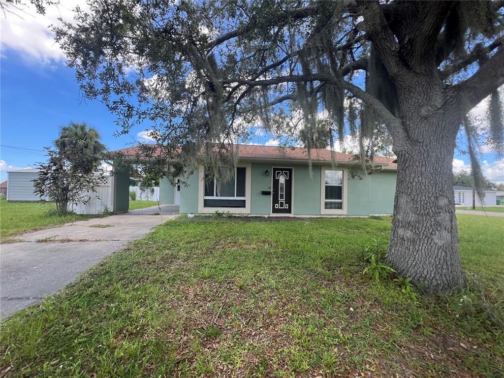 Foto principal - 1635 Inverness St