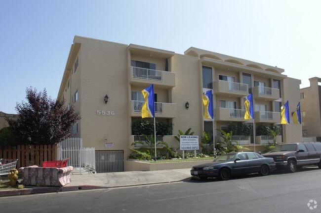 Sierra Vista Regency Apartments Los Angeles, CA