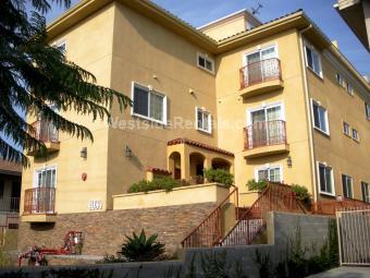 Building Photo - 4030 Inglewood Blvd