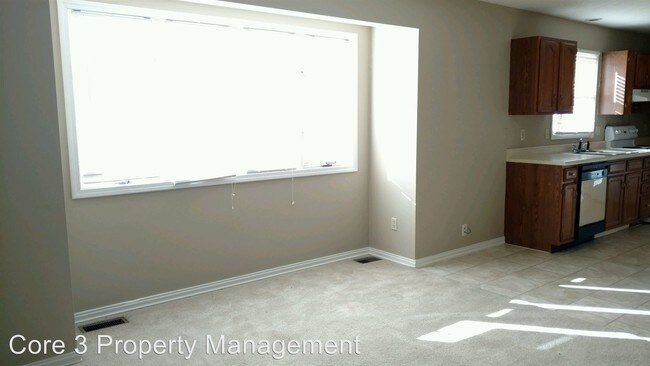 Building Photo - 1801 Rainbow Ave