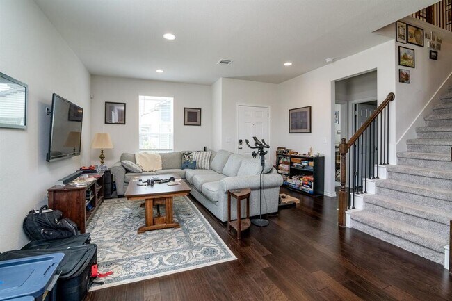 Building Photo - 5300 Mulberry Grove Ln