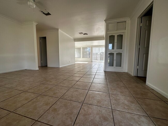 Building Photo - 12125 Colony Ave