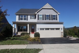 Building Photo - 6 Dean Ln
