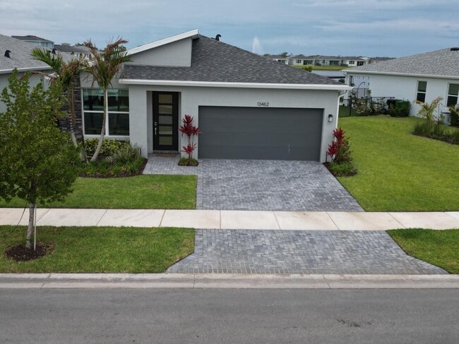 Foto del edificio - 13462 SW Bally Dr