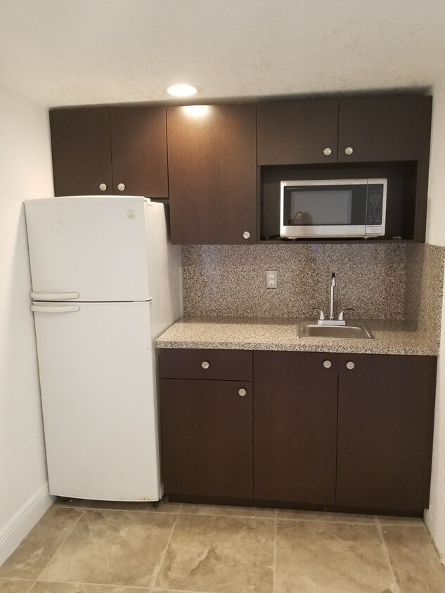 Foto principal - 16416 SW 29th St