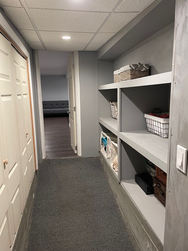 4 Higbie Dr Unit 2, Smithtown, NY 11787 Apartments in Smithtown, NY