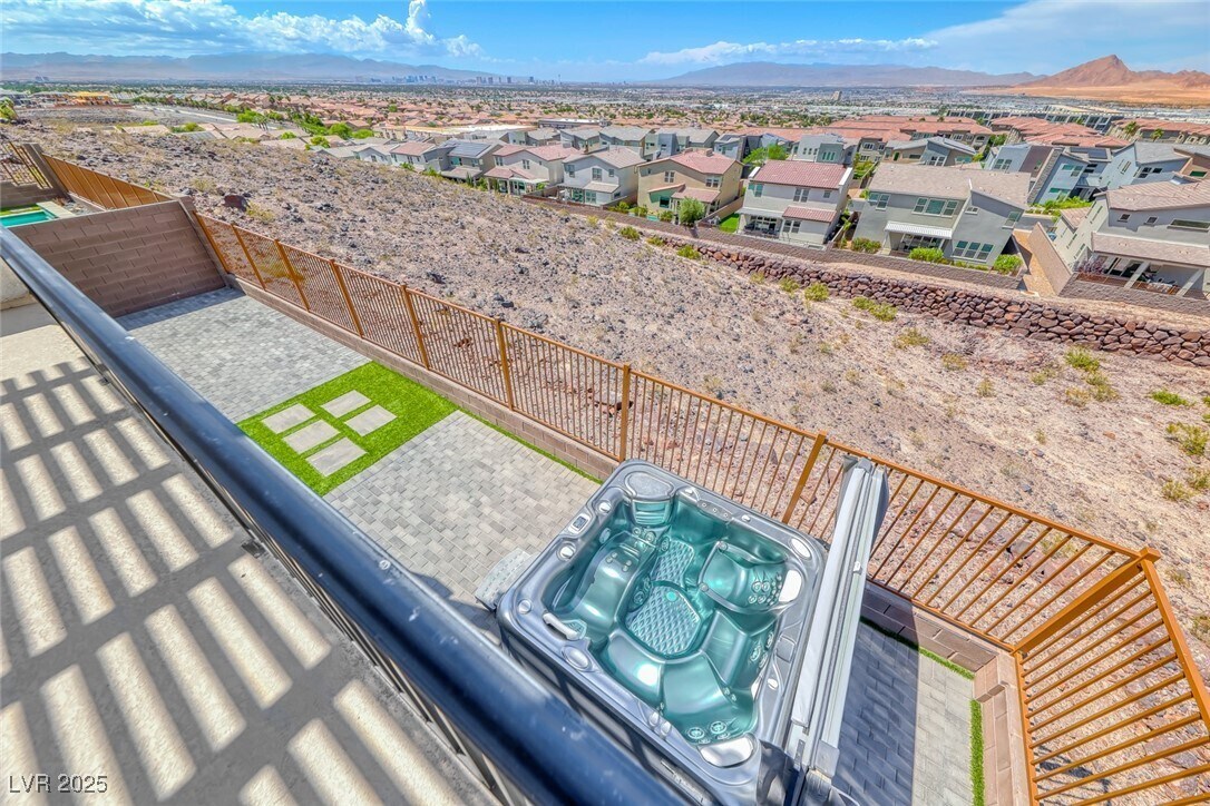 Foto principal - 1038 Delbrook Ave
