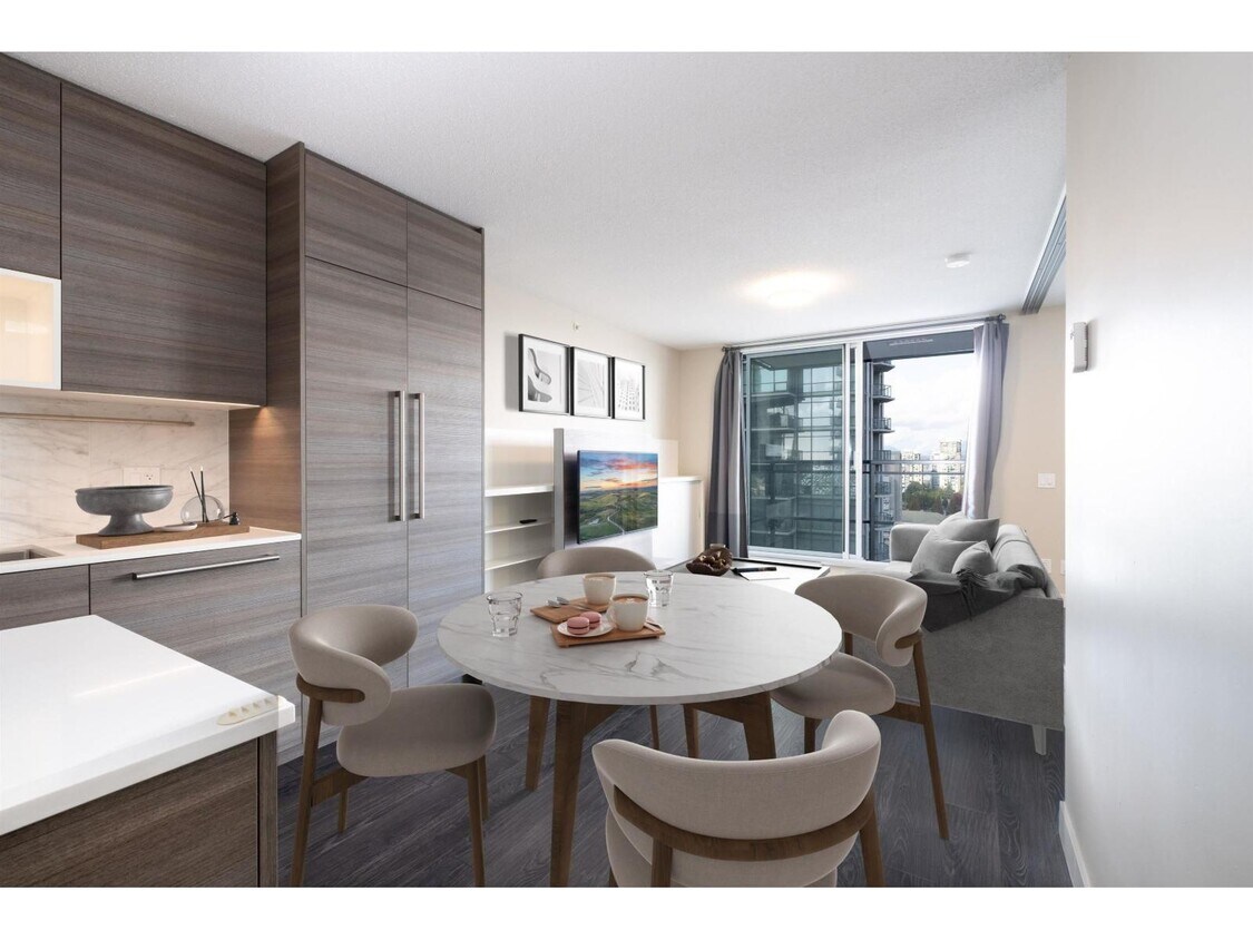 Primary Photo - 13398-13104 104 Ave