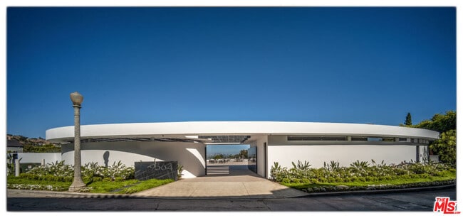 Foto del edificio - 9364 Beverlycrest Dr