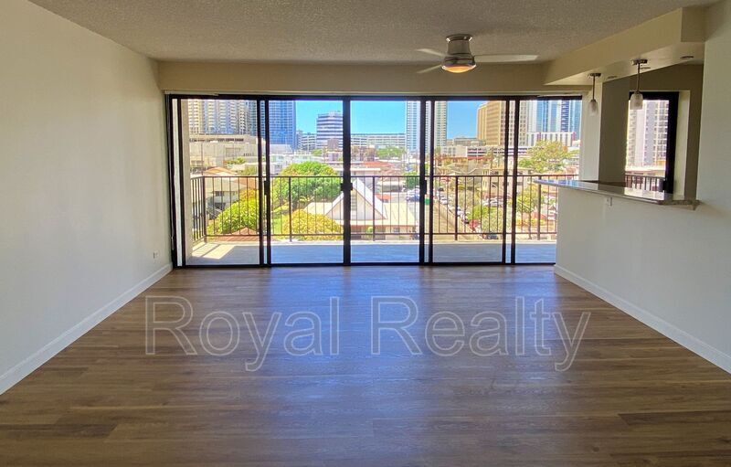 Foto principal - 907 Birch St
