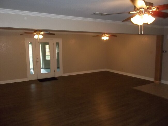 Foto del edificio - 3 BEDROOM, BELTON ISD