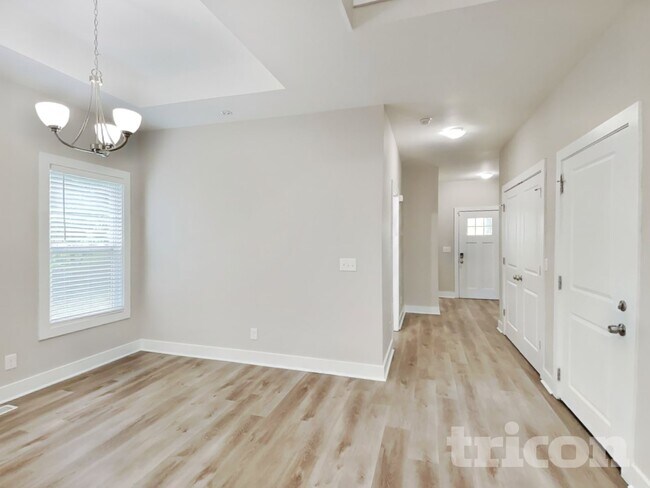 Foto del edificio - 1765 Bridgecrest Dr