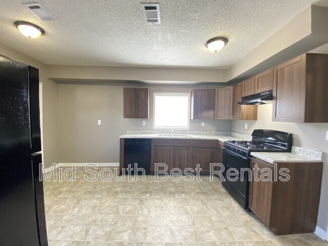 Foto del edificio - 1212 W 25th St