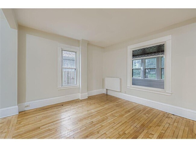 Foto del edificio - 2939 Russell Ave N