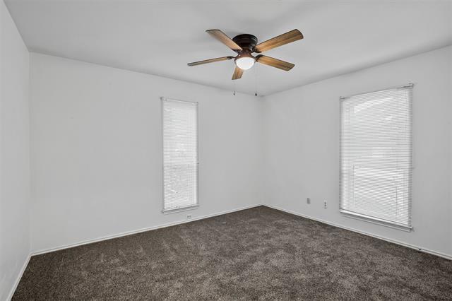 Foto del edificio - 3321 Heather Hill Dr