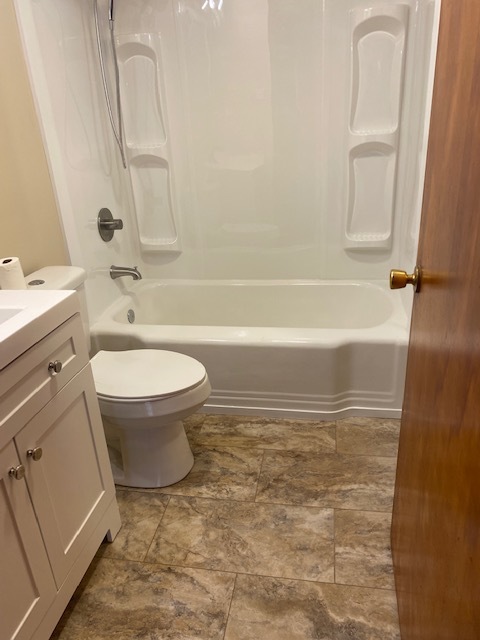 Bathroom - 2606 McCampbell Ave