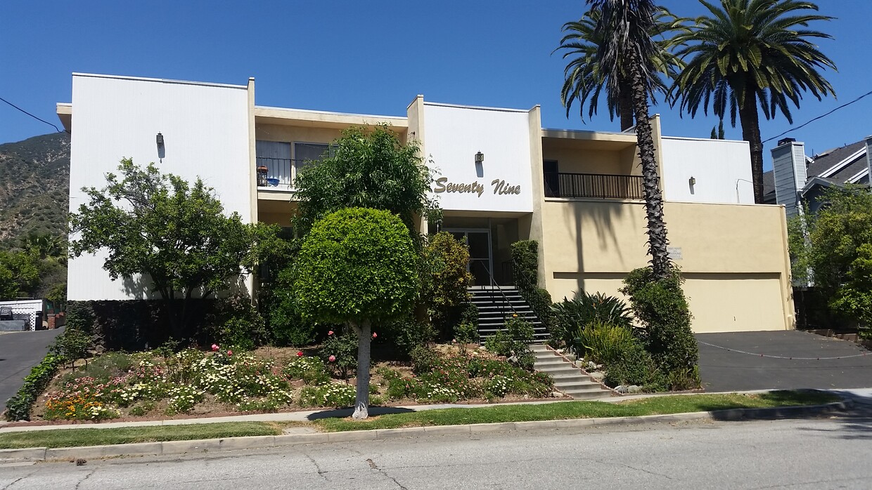 Foto principal - 79 E Highland Ave