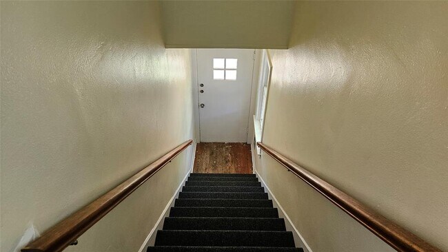 Building Photo - 1509 Parkway