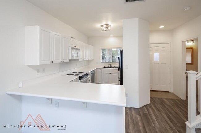 Building Photo - 91-1081-1081 Kaileolea Dr