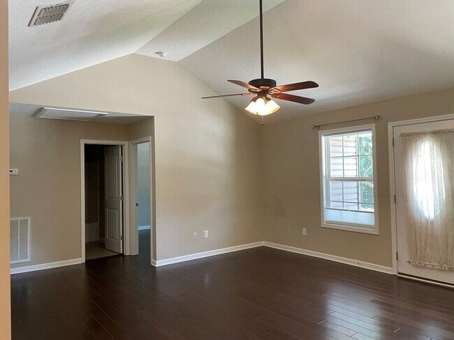 Building Photo - Practically New 3 BR, 2 BA, with Private B...