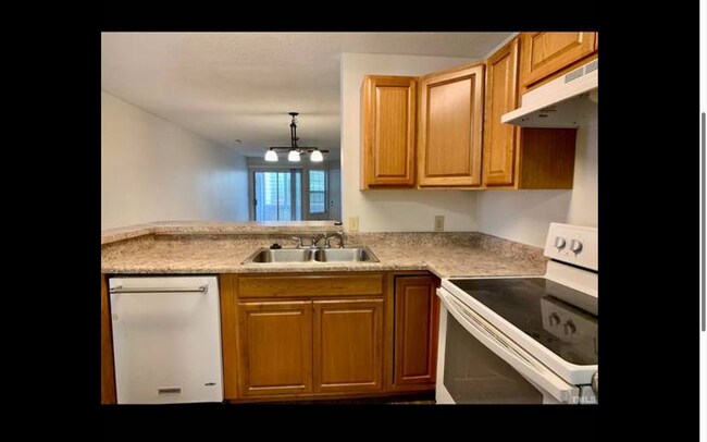 Building Photo - 3810 Grey Harbor Dr