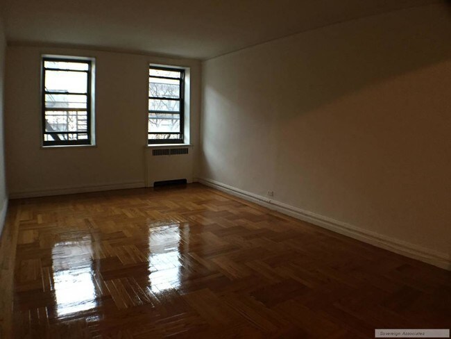 Building Photo - 499 Fort Washington Ave