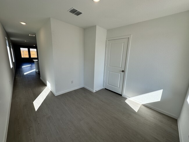 Foto del edificio - 1617 Elliott Rd