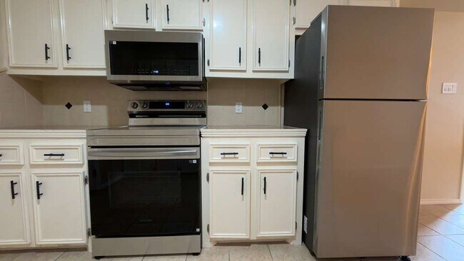 Foto del edificio - 3113 S Casa Linda St