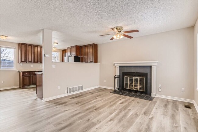 Foto del edificio - 8448 Prairie Clover Way, Parker, CO, 80134