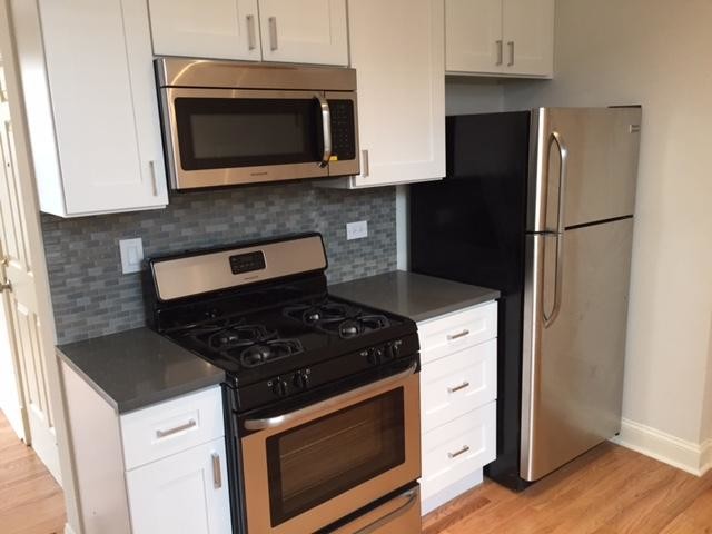 Primary Photo - 2865 W Shakespeare Ave