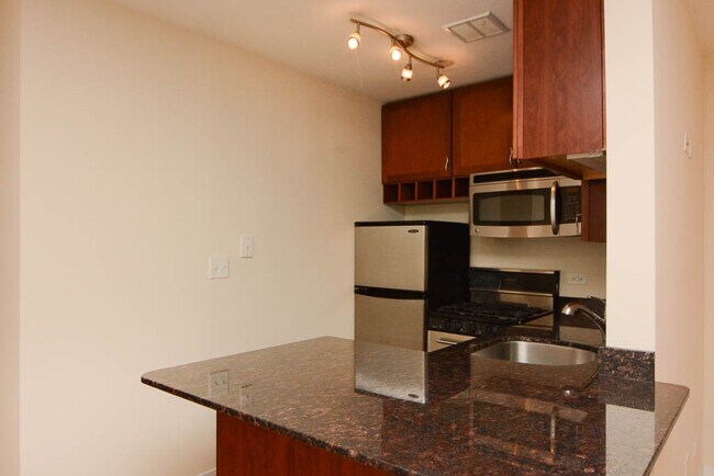 Foto del edificio - 622 W Wrightwood Ave