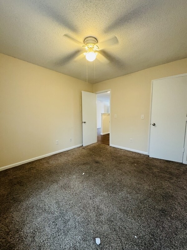 Foto del edificio - 3027 Adams Blvd