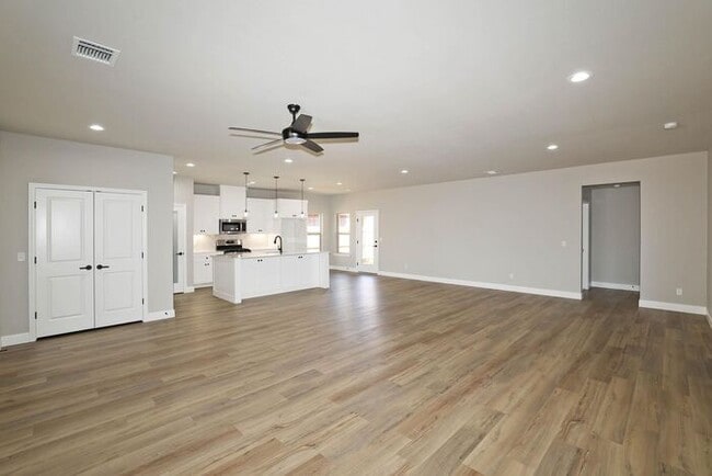 Building Photo - 4707 Scotty Dr
