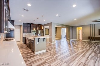 Building Photo - 5863 Glory Heights Dr