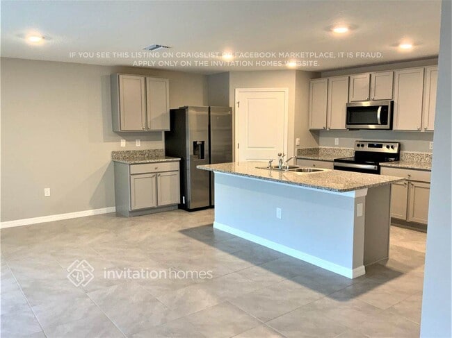 Building Photo - 4116 Silver Strand Trl