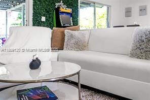 Foto del edificio - 1020 SW 8th St