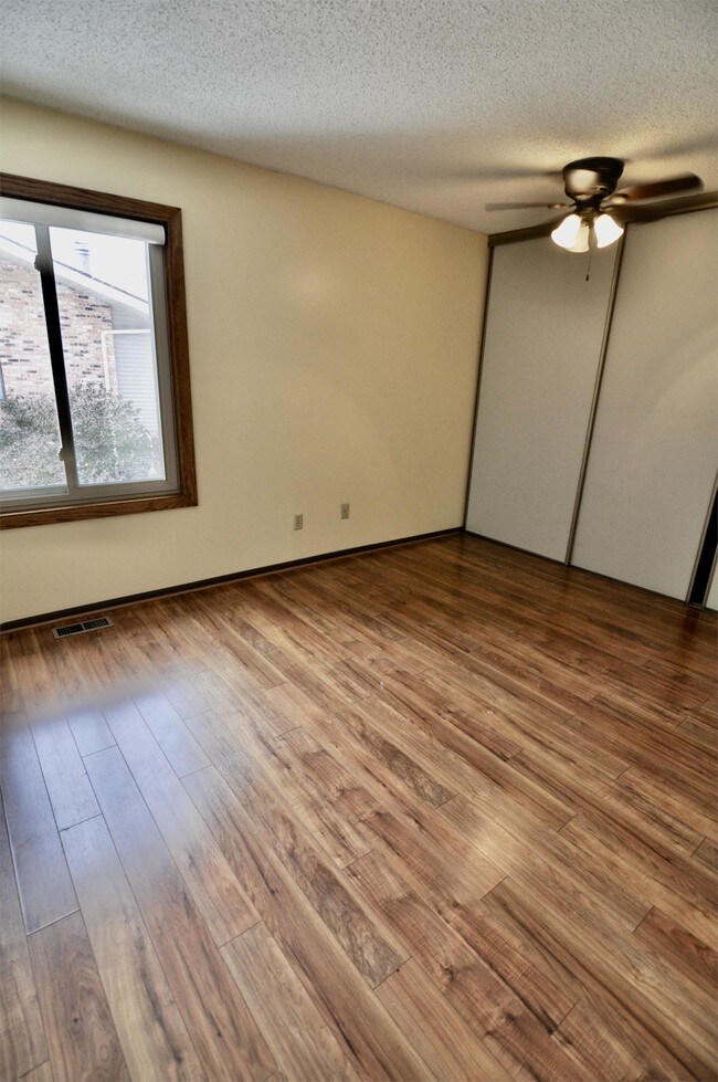 Building Photo - 4613 Cedar Lake Rd