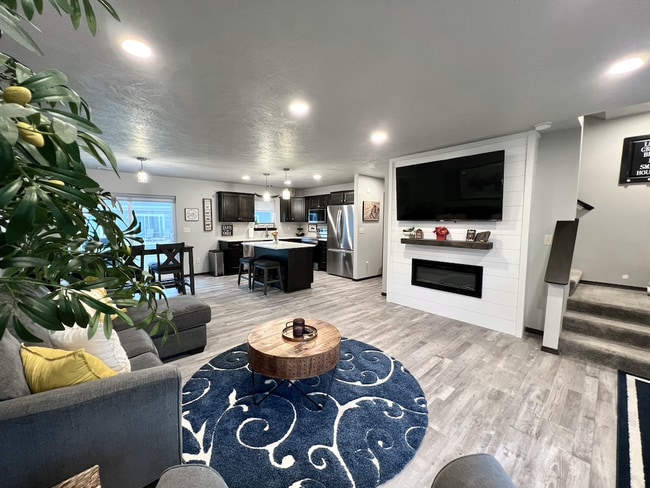 Foto del edificio - 4501 E Whisper Ridge Pl