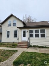 Building Photo - 1025 Morrison Ave