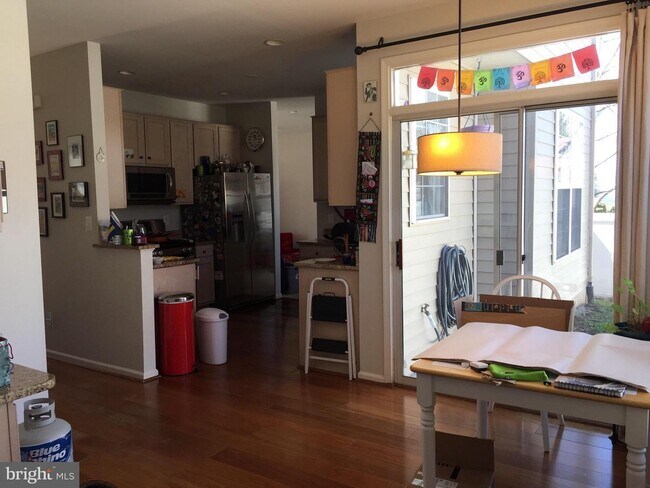 Building Photo - 43252 Clifton Terrace