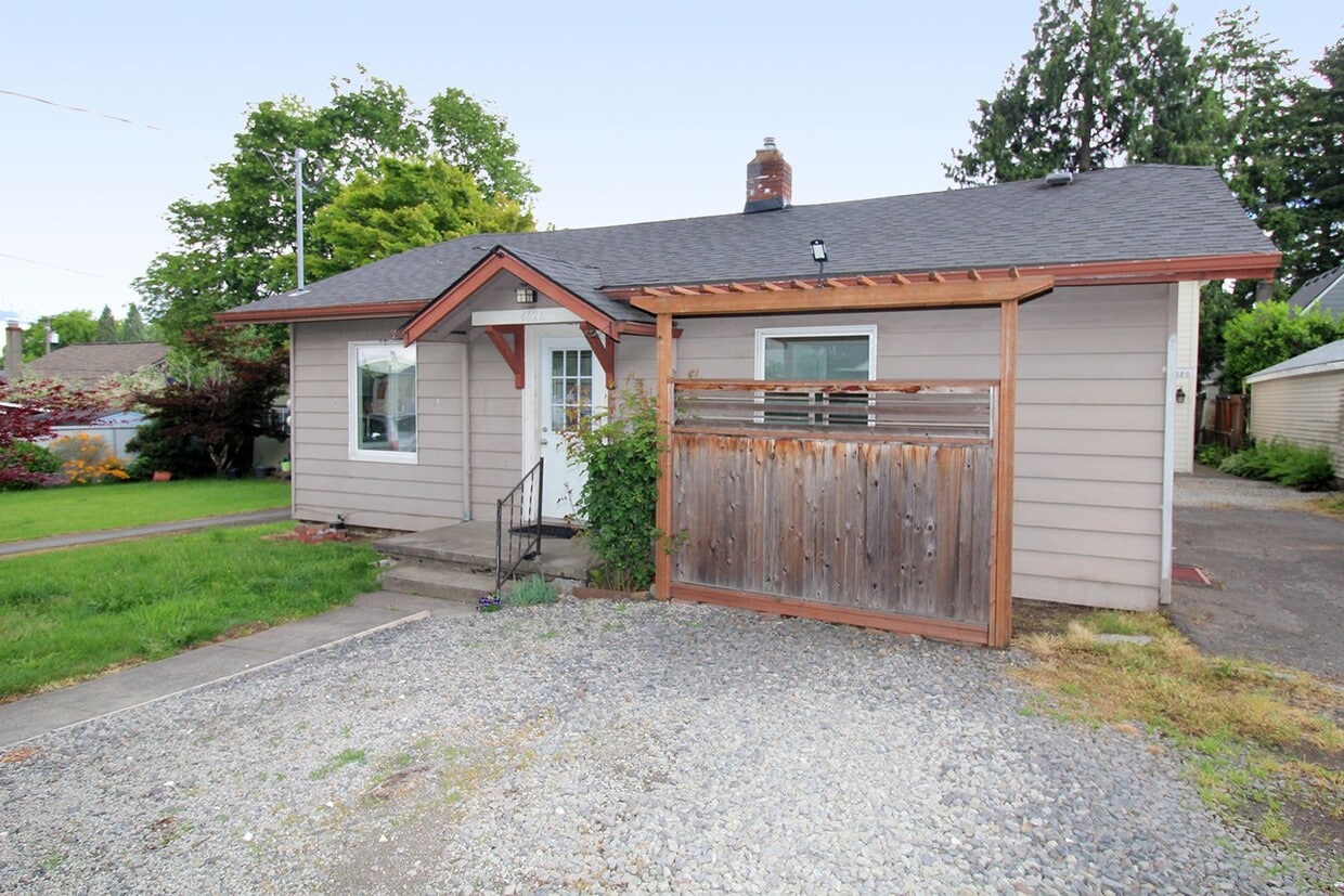 Primary Photo - 4626 NE 96th Ave