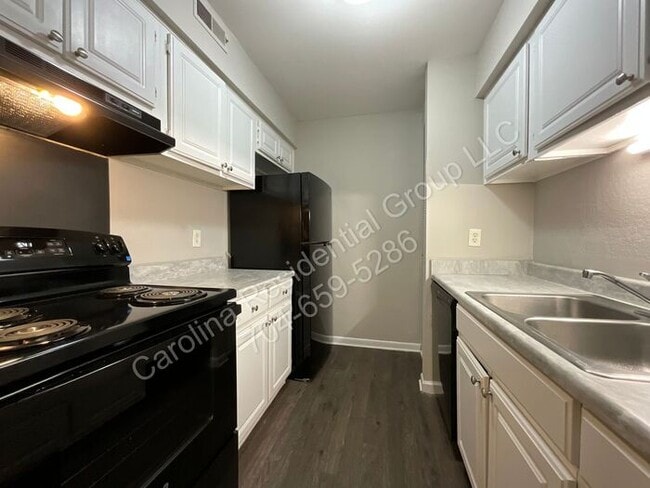 Foto del edificio - 238 Orchard Trace Ln