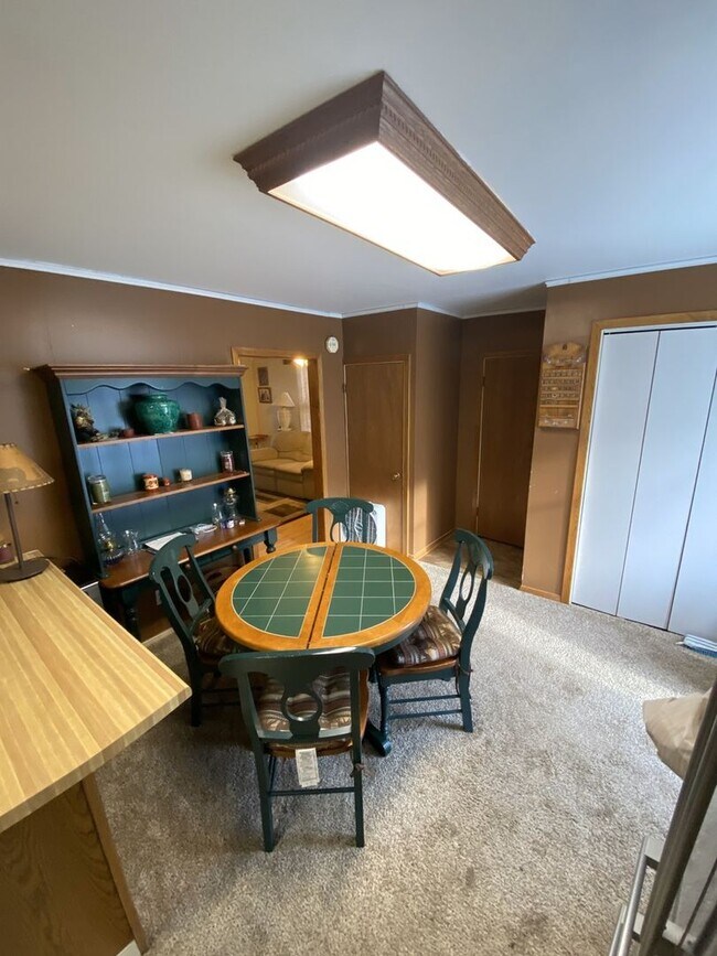 Foto del edificio - Charming 3BR House in Great Falls