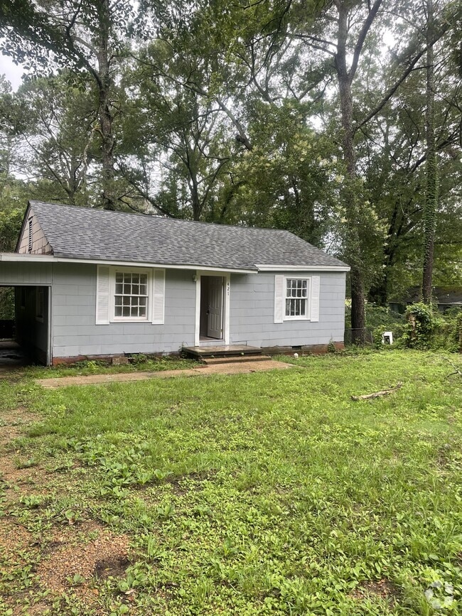 Building Photo - 421 Fielding Ave