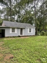 Building Photo - 421 Fielding Ave