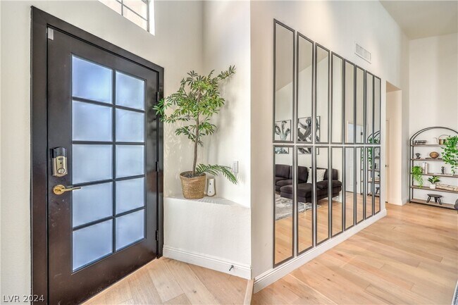 Foto del edificio - 1906 Old Mill Ln