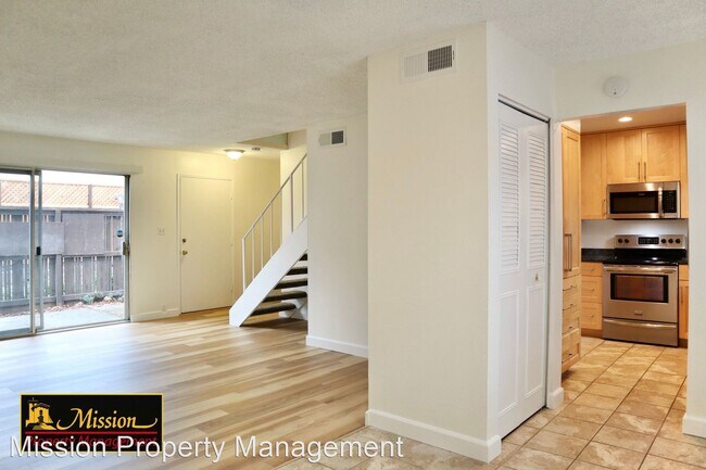 Building Photo - 3 br, 1.5 bath House - 65 Via Malaga