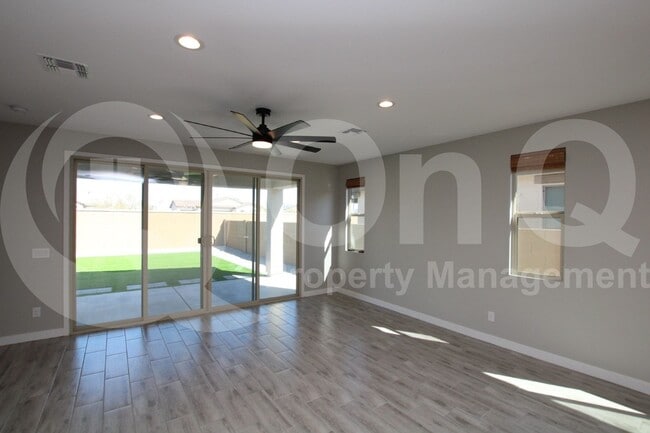 Building Photo - 18032 W Elizabeth Ave